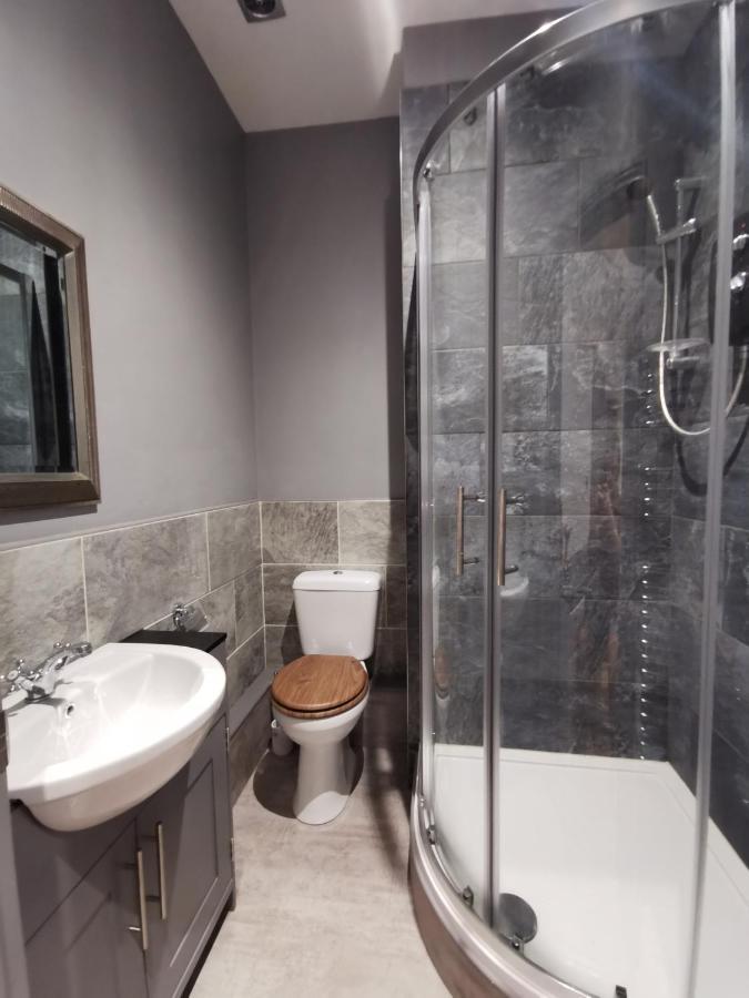 Shared House Close To Liverpool City Center & Lfc/Efc Exterior photo