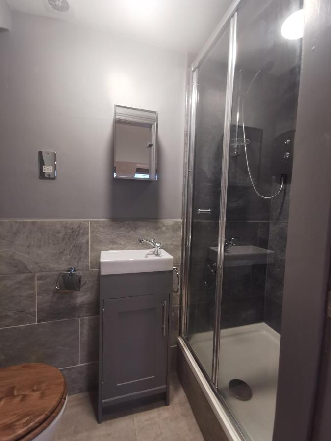 Shared House Close To Liverpool City Center & Lfc/Efc Exterior photo