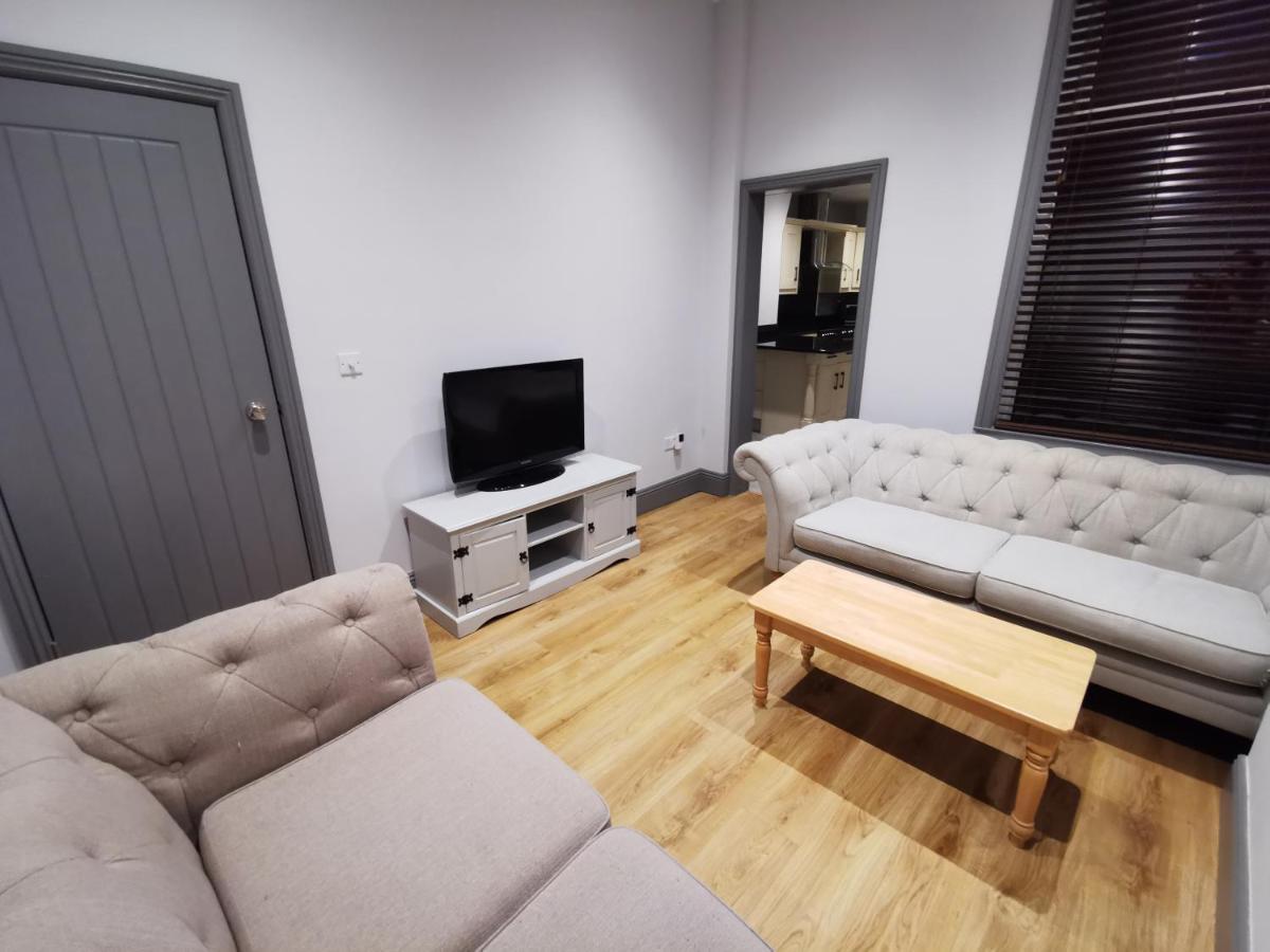 Shared House Close To Liverpool City Center & Lfc/Efc Exterior photo