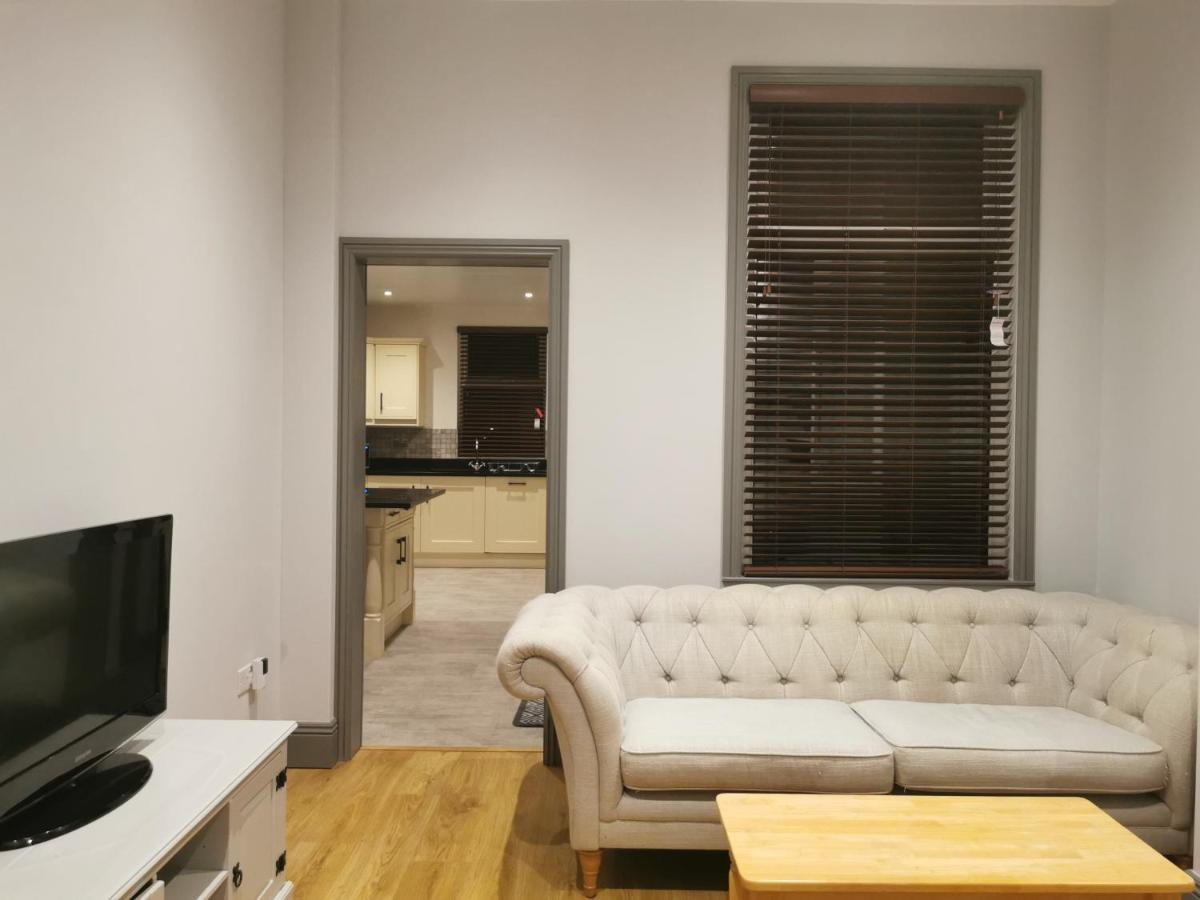 Shared House Close To Liverpool City Center & Lfc/Efc Exterior photo